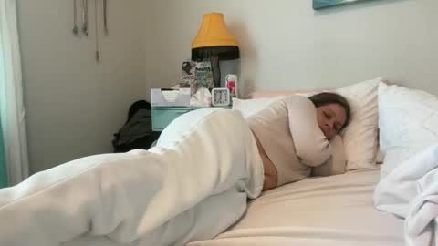 Amy Smilez online show from 8, 3, 2026