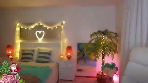 Snapshot of amyvalentine chatting on 25, 12, 2024  AmyValentine  online show from 25, 12, 2024