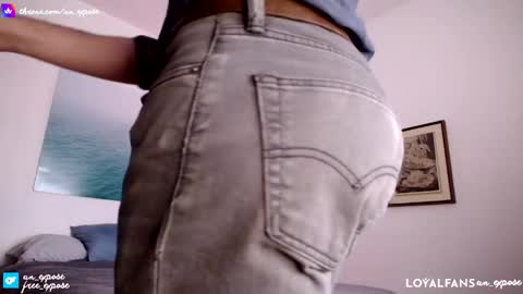 Snapshot of an_expose chatting on 28, 3, 2026 an expos online show from 28, 3, 2026