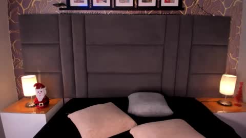 Ana  online show from 7, 1, 2025