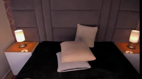 Ana  online show from 4, 2, 2025