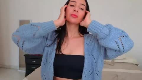 Ana  IG an castillo 1 online show from 5, 4, 2026