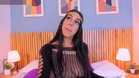 Ana Gonzalez online show from 17, 10, 2025