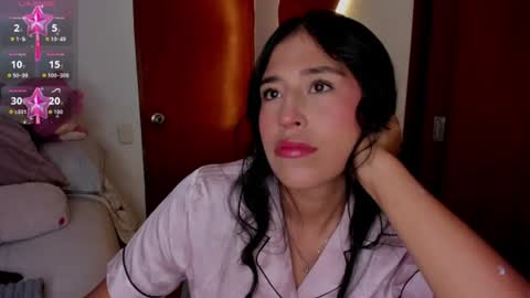 Snapshot of ana_m_ chatting on 17, 6, 2026 Ana online show from 17, 6, 2026