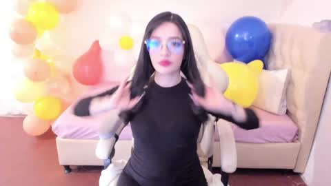 Im anna but you can call me as you want online show from 21, 5, 2026
