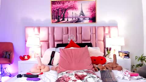 anaa_bellaa online show from 3, 10, 2025