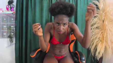 Snapshot of anaa_castillo_ chatting on 25, 10, 2025 Ana Castillo online show from 25, 10, 2025