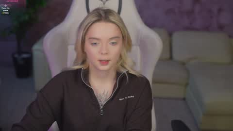 Snapshot of anabel054 chatting on 10, 3, 2025 Anabel Kira Zlata Kira Elice Lana Dominika Sofy Kaila Bridget online show from 10, 3, 2025