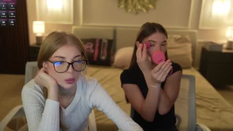 Snapshot of anabel054 chatting on 11, 9, 2025 Anabel Kira Zlata Kira Elice Lana Dominika Sofy Kaila Bridget online show from 11, 9, 2025