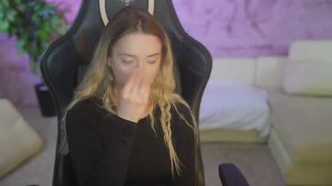 Snapshot of anabel054 chatting on 3, 10, 2025 Anabel Kira Zlata Kira Elice Lana Dominika Sofy Kaila Bridget online show from 3, 10, 2025