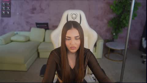 Snapshot of anabel054 chatting on 8, 11, 2025 Anabel Kira Zlata Kira Elice Lana Dominika Sofy Kaila Bridget online show from 8, 11, 2025