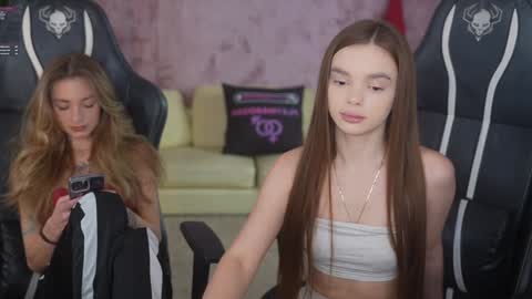 Snapshot of anabel054 chatting on 22, 11, 2025 Anabel Kira Zlata Kira Elice Lana Dominika Sofy Kaila Bridget online show from 22, 11, 2025