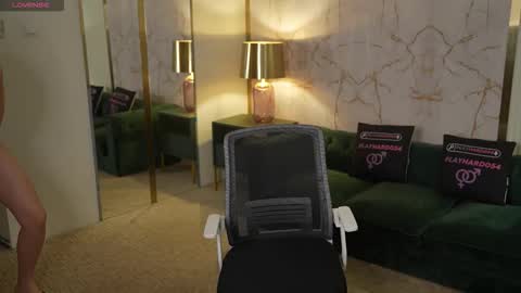 Sweet girls online show from 19, 9, 2025