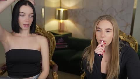 Sweet girls online show from 18, 11, 2025