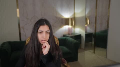 Sweet girls online show from 2, 4, 2026