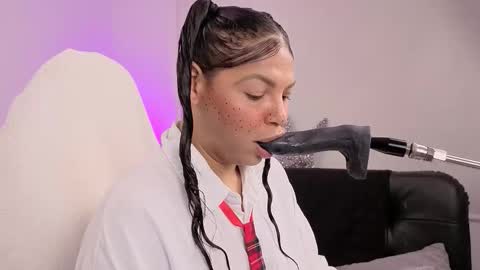 anabel alice gandara  online show from 20, 11, 2025