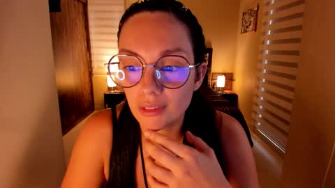 Snapshot of anabel_25 chatting on 24, 10, 2025 Anabel online show from 24, 10, 2025