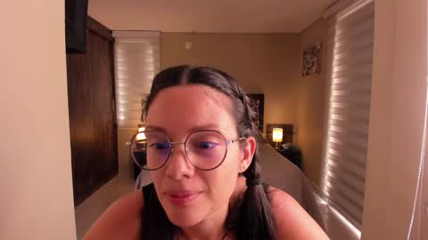 Snapshot of anabel_25 chatting on 20, 11, 2025 Anabel online show from 20, 11, 2025