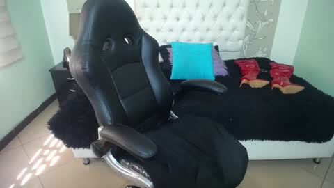 Anabella online show from 16, 1, 2025