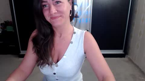 Snapshot of anabelsweet chatting on 14, 2, 2025 Milana online show from 14, 2, 2025