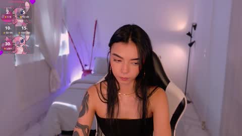 ANABEL WOLF  online show from 2, 12, 2025