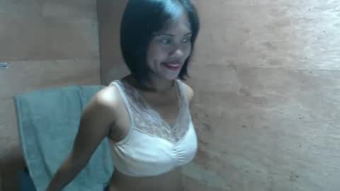 Snapshot of anacumonu69 chatting on 5, 5, 2026 Im Ann online show from 5, 5, 2026