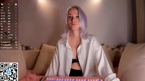 Snapshot of anadeya chatting on 4, 3, 2025 Deya online show from 4, 3, 2025