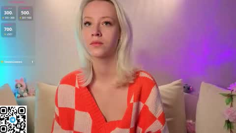 Snapshot of anadeya chatting on 8, 11, 2025 Deya online show from 8, 11, 2025