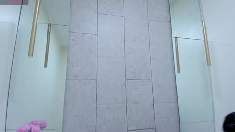 Anna online show from 6, 4, 2026