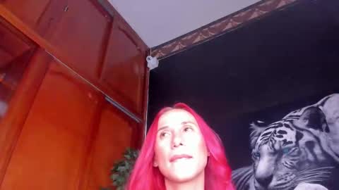 Snapshot of anahi__18 chatting on 7, 11, 2025 Anahi online show from 7, 11, 2025