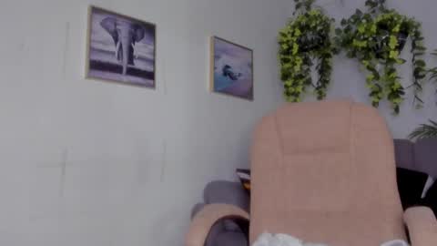 Snapshot of anahi__18 chatting on 14, 2, 2026 Anahi online show from 14, 2, 2026