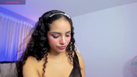 Anahi Curlie online show from 10, 1, 2025