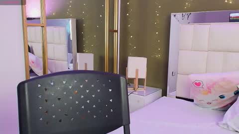 Anahi  online show from 23, 10, 2025