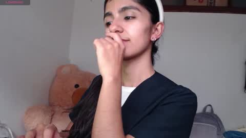 Snapshot of anahibrowns95 chatting on 2, 3, 2026 Anahi Browns online show from 2, 3, 2026