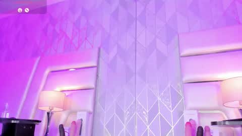 Anahis online show from 8, 11, 2025