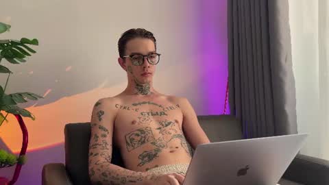 Snapshot of anahori_simon chatting on 23, 6, 2026 simon online show from 23, 6, 2026