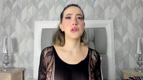 Snapshot of anais_cooper chatting on 11, 10, 2025 online show from 11, 10, 2025