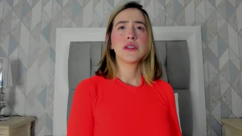 Snapshot of anais_cooper chatting on 25, 10, 2025 online show from 25, 10, 2025