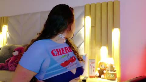 Snapshot of anaise_latif chatting on 25, 4, 2026 Anaise online show from 25, 4, 2026