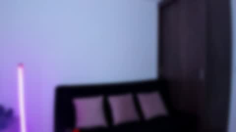 Snapshot of anakiss1 chatting on 14, 1, 2025 help me to get 100 thumps up online show from 14, 1, 2025