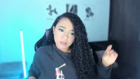 Snapshot of anakiss1 chatting on 17, 2, 2025 help me to get 100 thumps up online show from 17, 2, 2025