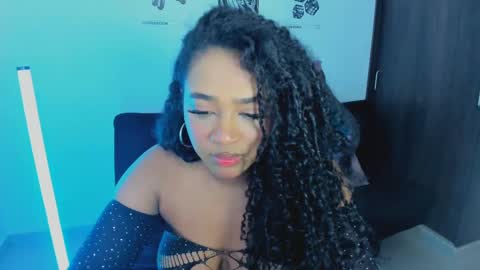 Snapshot of anakiss1 chatting on 5, 3, 2025 help me to get 100 thumps up online show from 5, 3, 2025