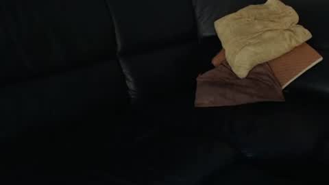 analbottom2 online show from 1, 2, 2025