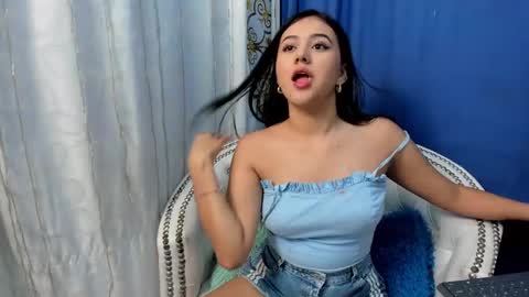 Snapshot of analia18_ chatting on 13, 2, 2025 analia18  online show from 13, 2, 2025