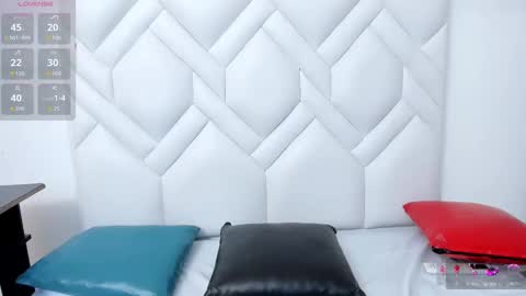 Snapshot of analia18_ chatting on 17, 9, 2025 analia18  online show from 17, 9, 2025