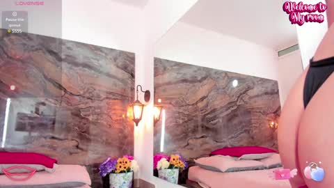 Analia smith online show from 22, 1, 2025