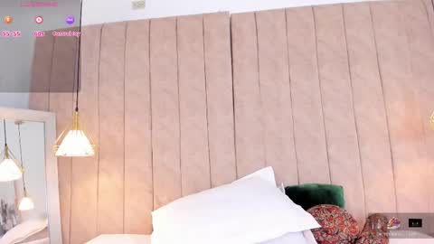 Snapshot of anantaa chatting on 10, 11, 2025 Ananta online show from 10, 11, 2025