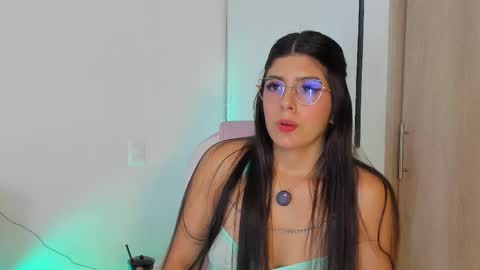 Snapshot of anastaciablake chatting on 3, 11, 2025 Anastacia online show from 3, 11, 2025