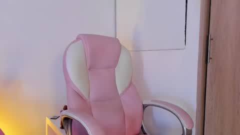 Snapshot of anastaciablake chatting on 21, 11, 2025 Anastacia online show from 21, 11, 2025