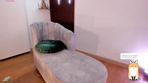 Snapshot of anastalin chatting on 4, 3, 2025 Ana Stalin online show from 4, 3, 2025